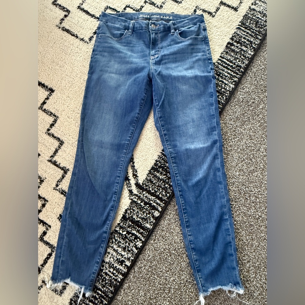 American Eagle Outfitters Curvy High Rise Jegging Crop Jeans